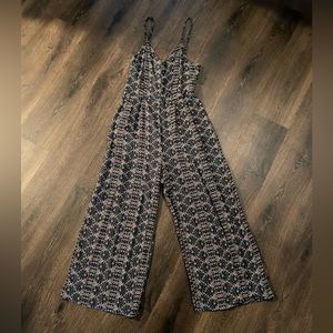 Zara Multi-Color Jumpsuit Size Large!